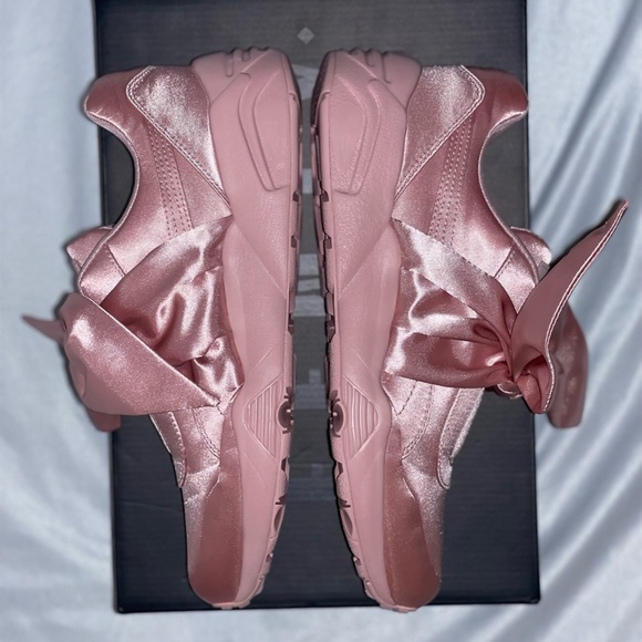 *WORN TWICE* SIZE 9 - PUMA FENTY BOW PINK 2017 *PRE-OWNED* - Picture 9 of 16